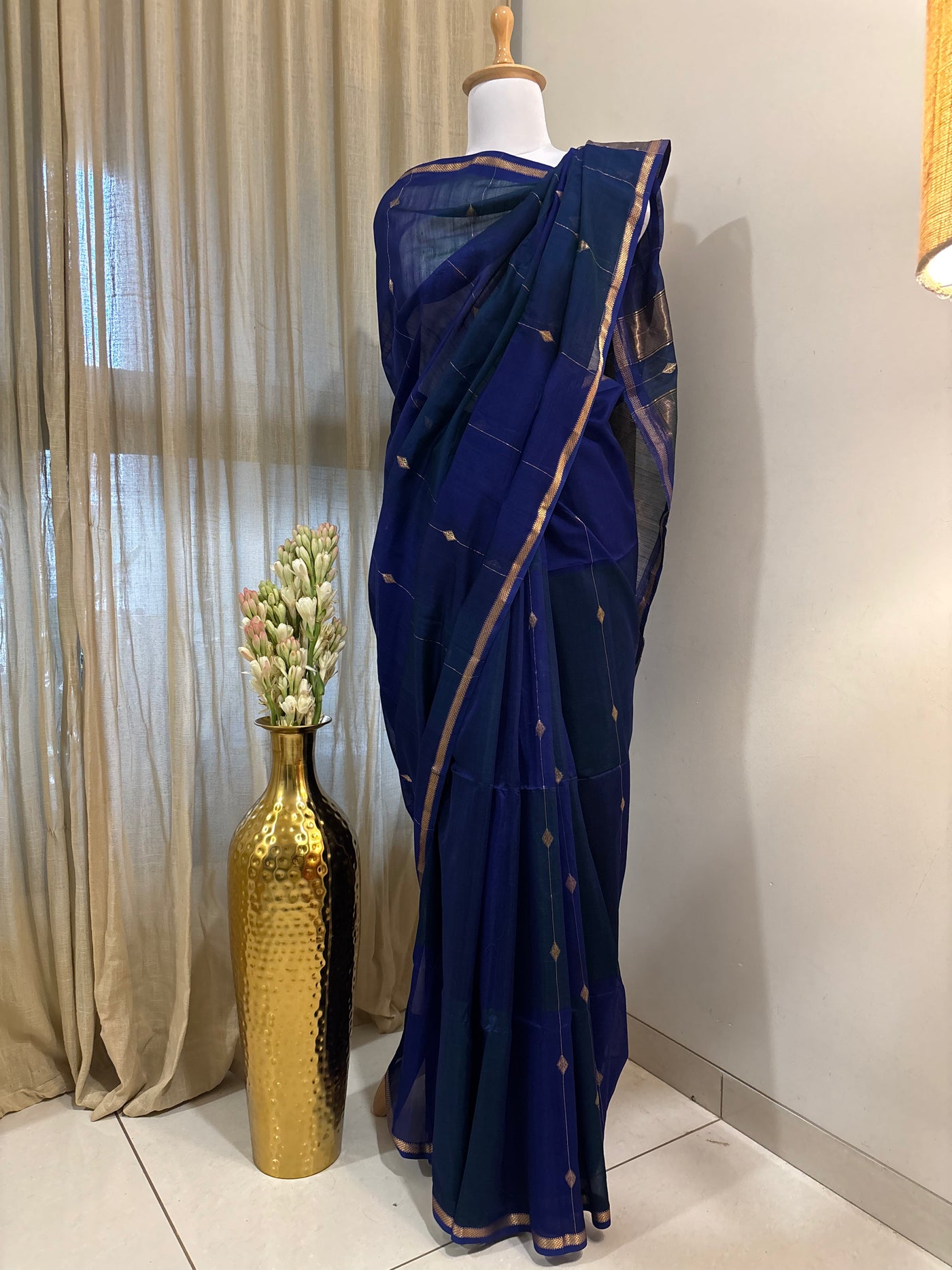 Neelam | Indigo Dual-Tone Handloom Maheshwari Saree